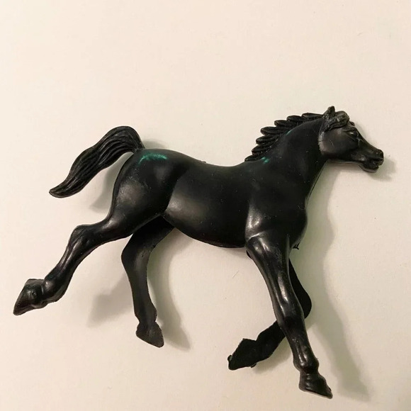 Vintage Lot of 2 Plastic Hollow Horses Brown and Black 2.5 and 3.5 Inch Size - Picture 10 of 13